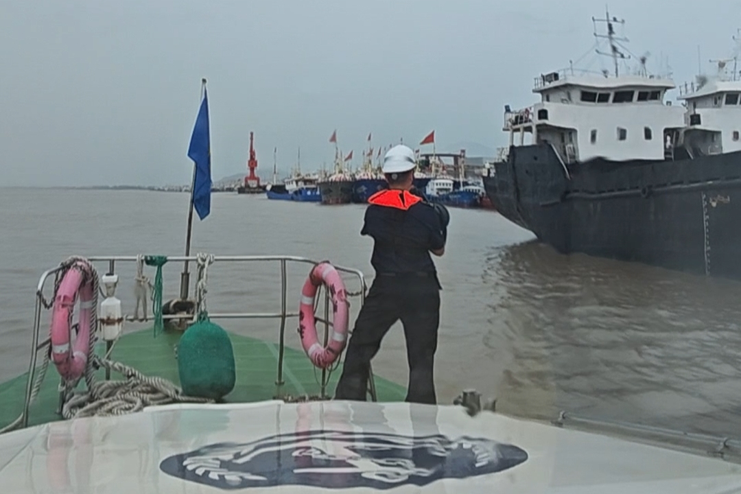 台州海事组织海岛旅客撤离4657人