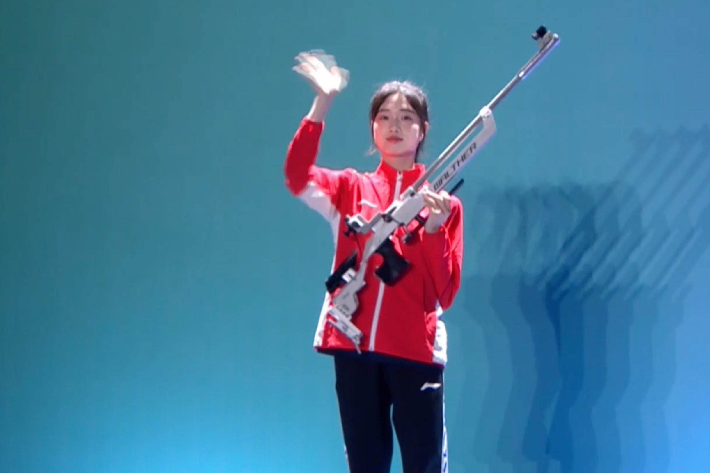 省五体会的点火方式，很“黄雨婷”！